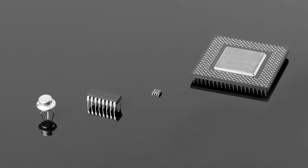 Photo of first transistors to latest transistors.